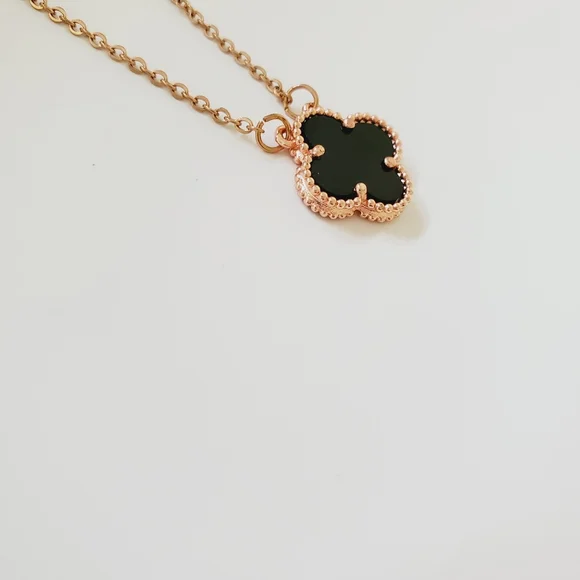 Gold Filled Four Leaf Clover Necklace and Earrings Set - Picture 4 of 9